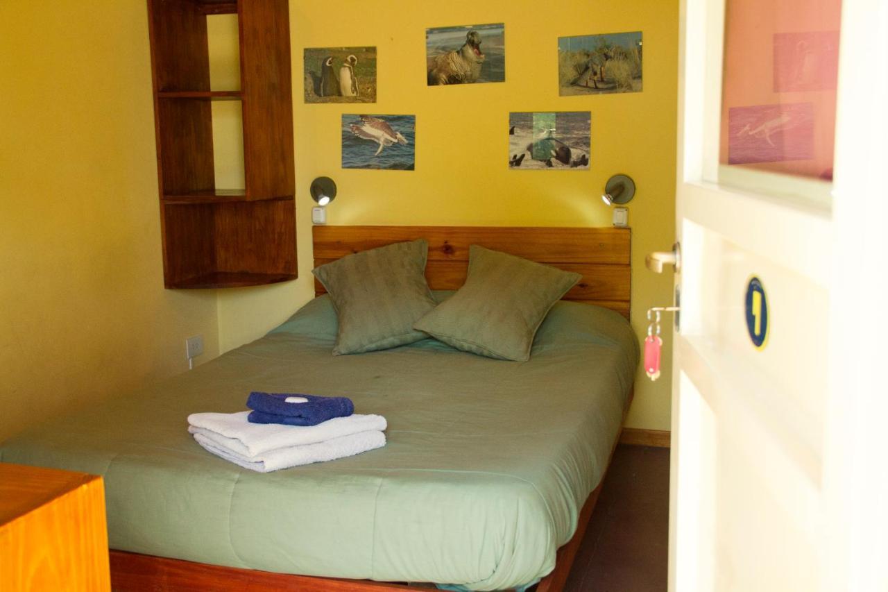 La Tosca Hostel Puerto Madryn Exterior foto